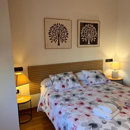 Piso Centrico Y Acogedor Apartment Фигерас Екстериор снимка