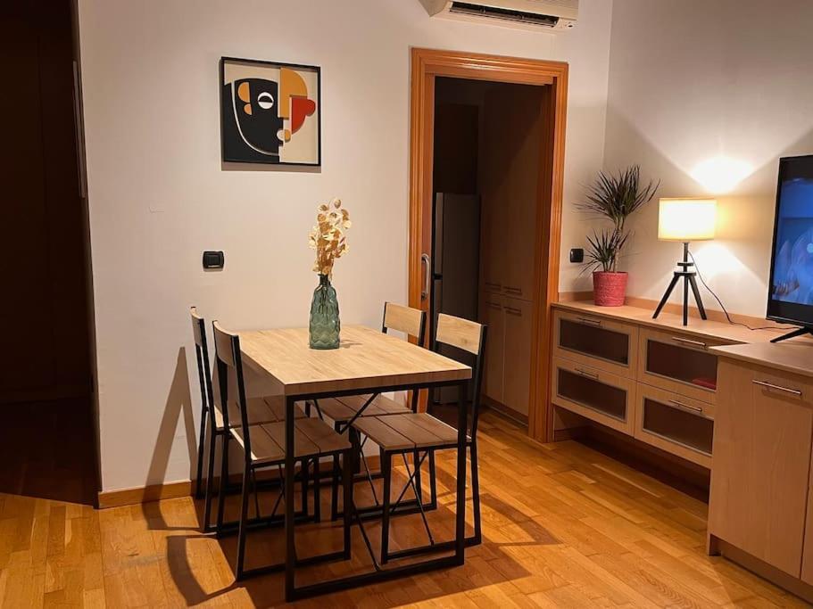 Piso Centrico Y Acogedor Apartment Фигерас Екстериор снимка