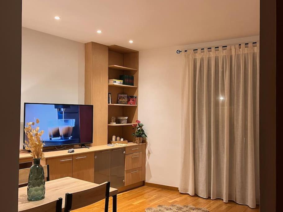 Piso Centrico Y Acogedor Apartment Фигерас Екстериор снимка